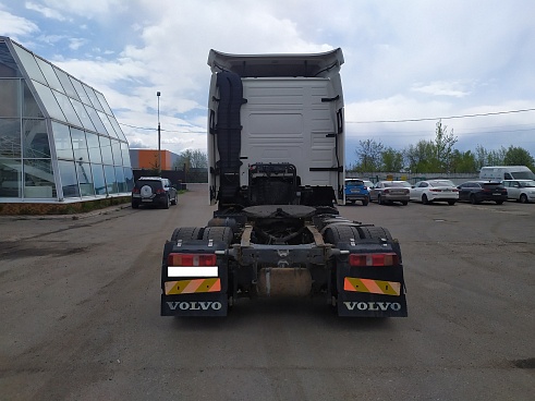 Седельный тягач Volvo (Вольво) FH-TRUCK 4x2