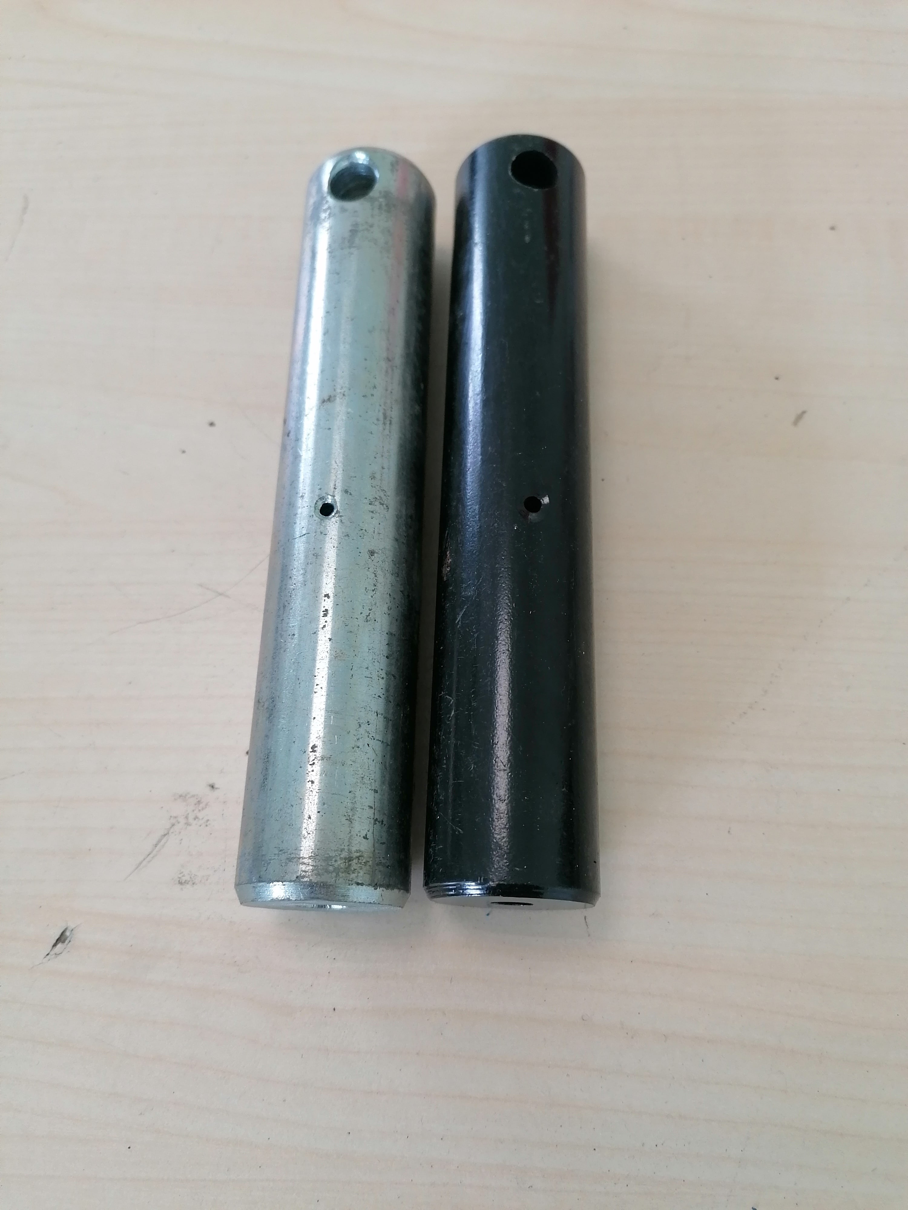 Палец г/ц внутренний нижний Ø30x158мм, M1730158BO10 Dhollandia 3050055H