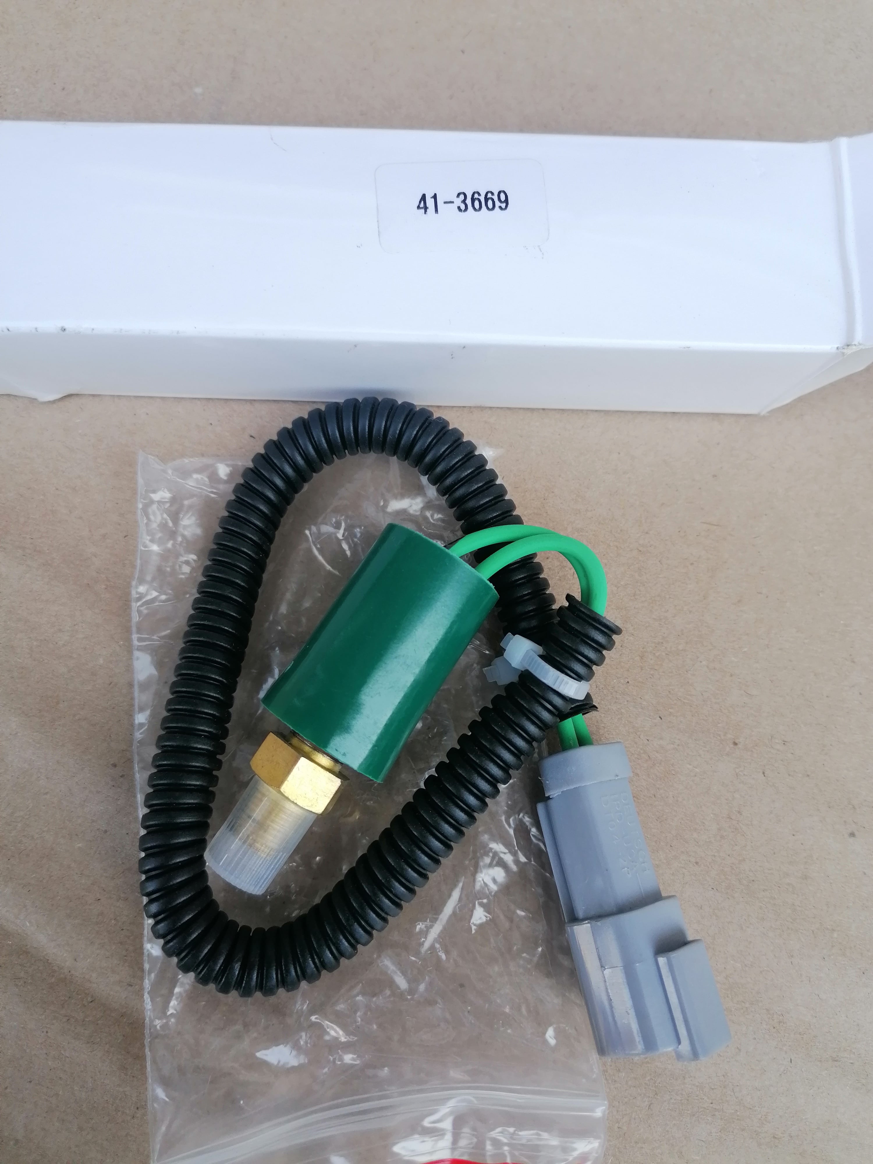 413669 TK (аналог) Датчик высокого давления Spectrum / SL