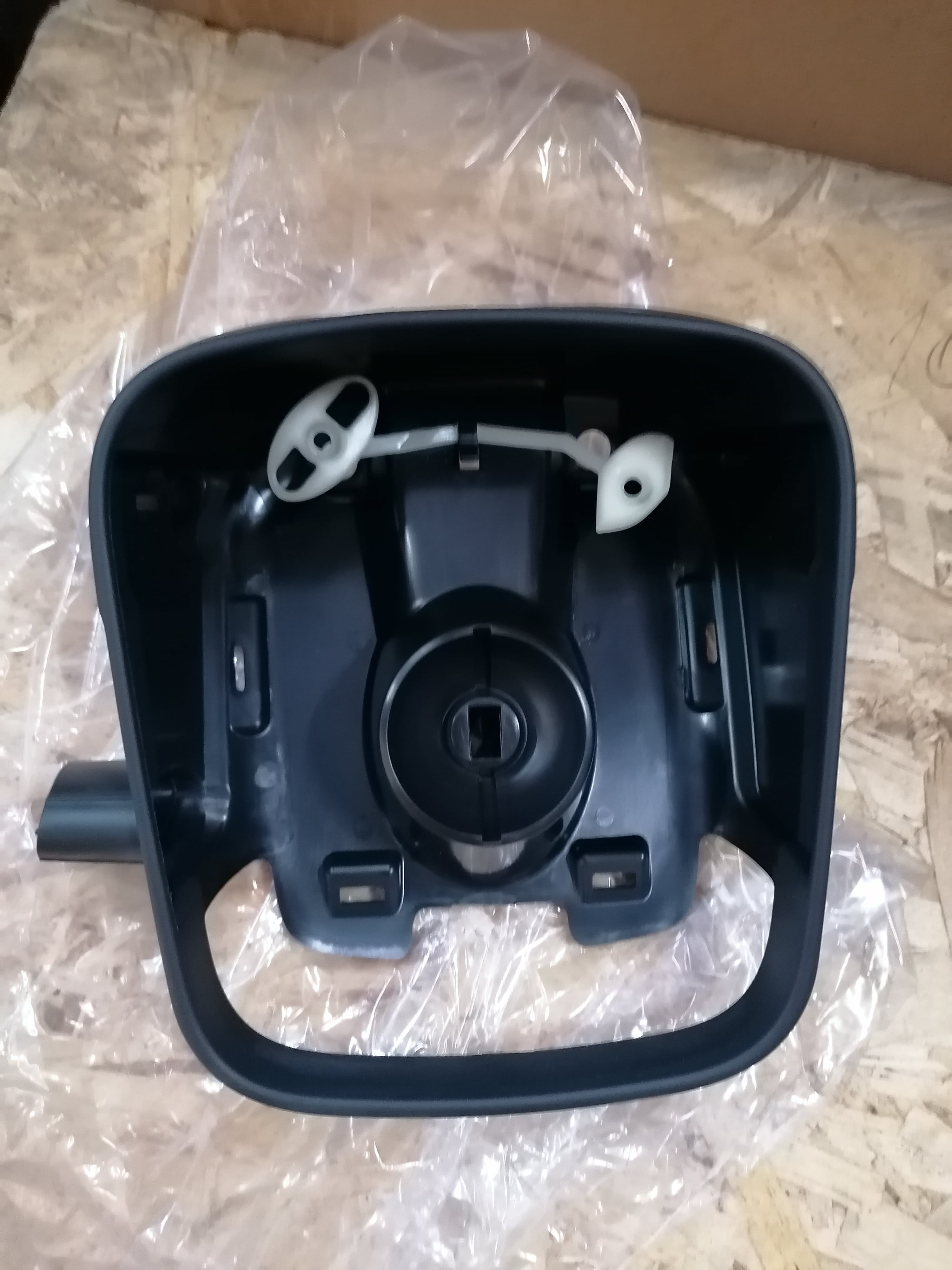 20589816 Volvo Корпус зеркала