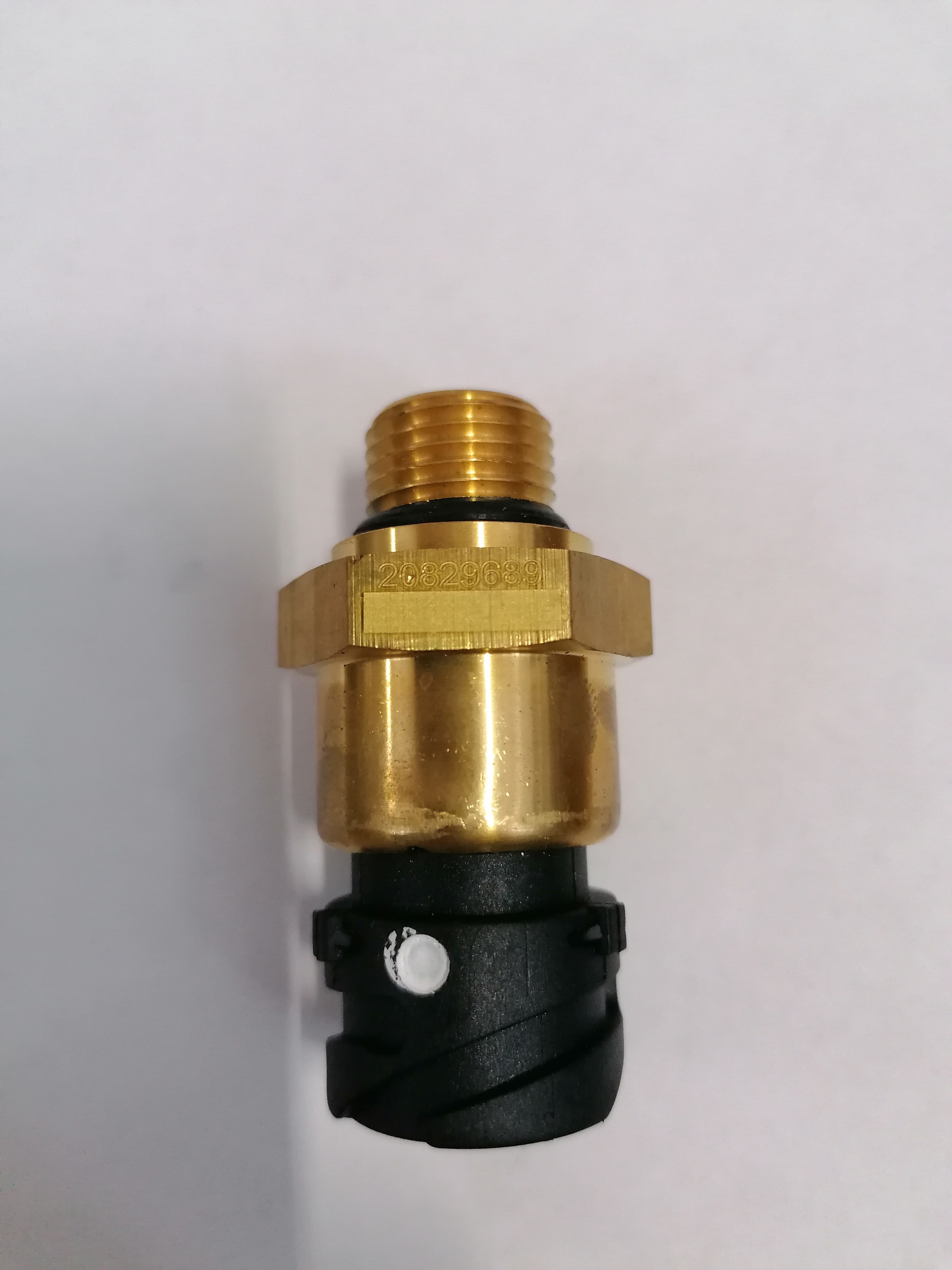 20829689 Volvo Датчик давления пневмоподвески 0-15 bar