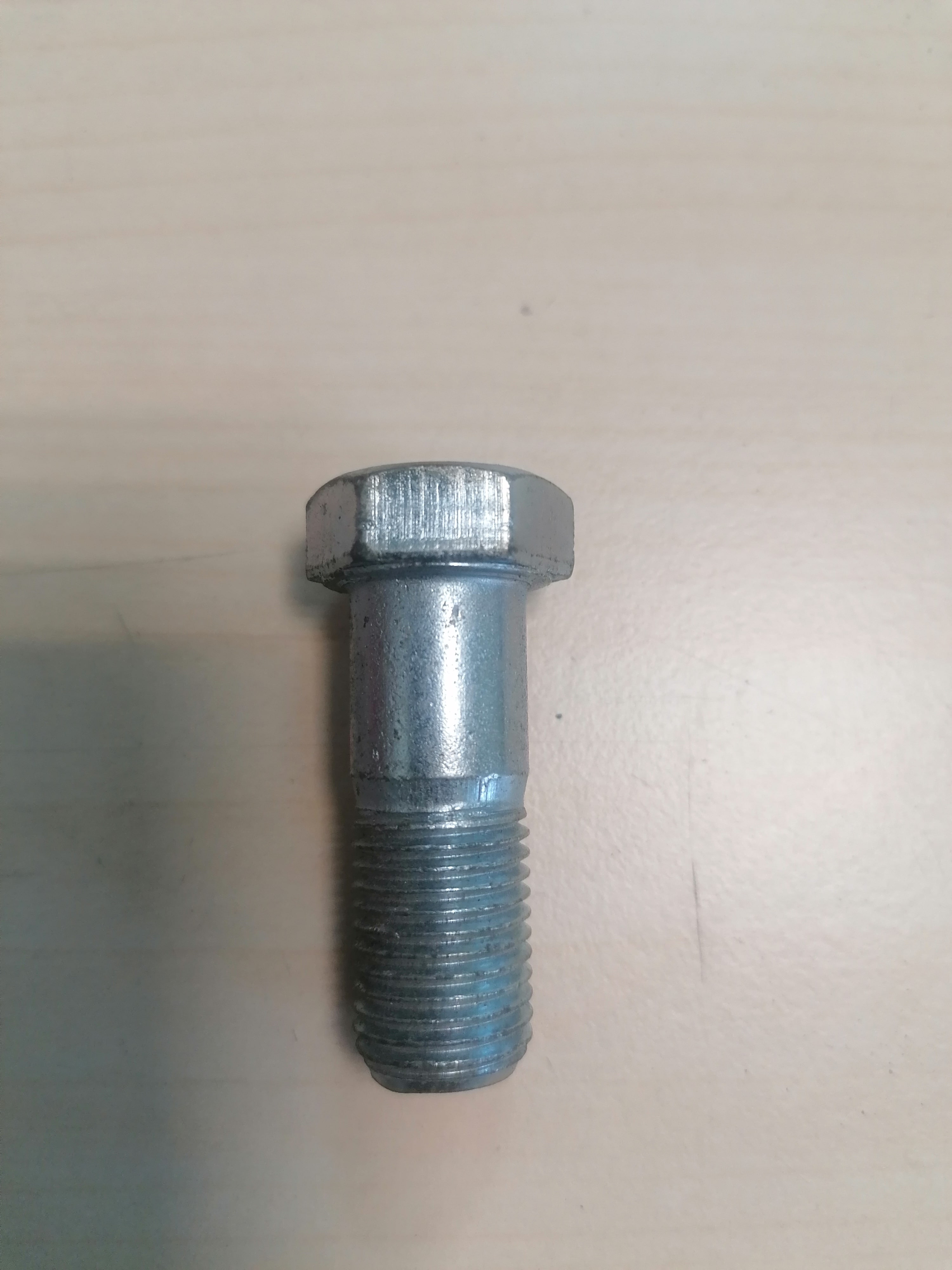 301028П29 ЗИЛ Болт крепления карданного вала М14х37х1,5