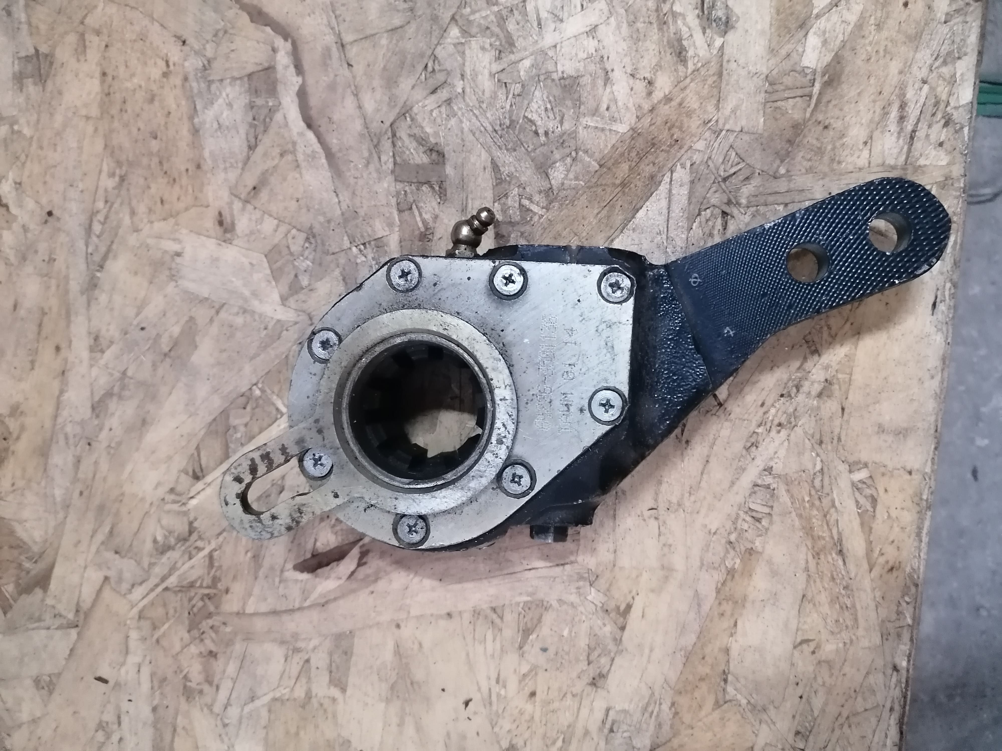 642263501136 МАЗ Рычаг тормозной 642263501136 МАЗ Рычаг тормозной