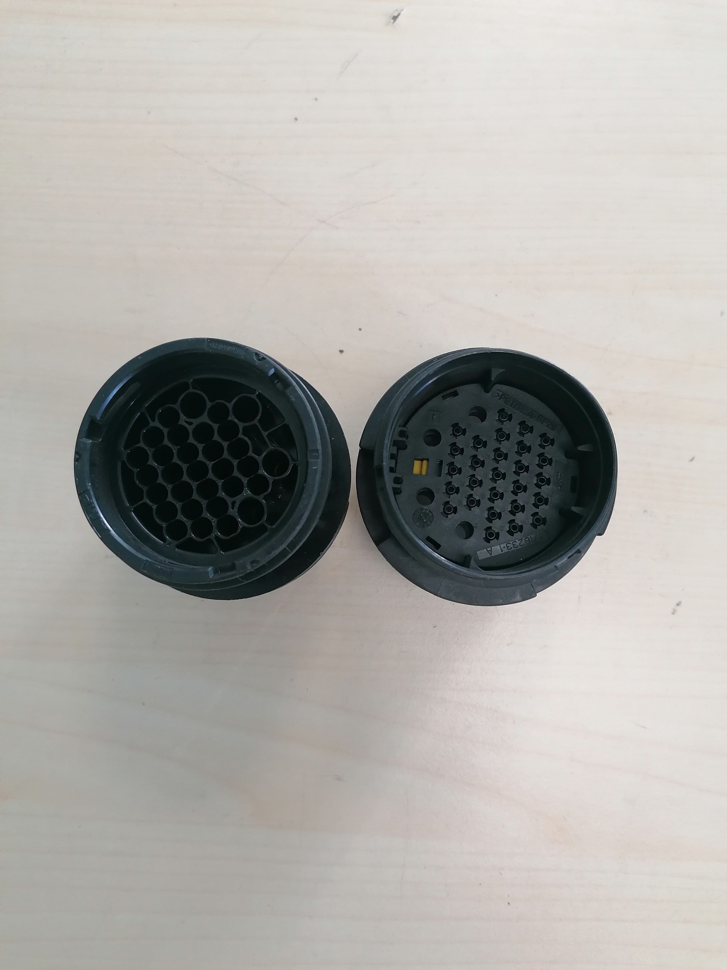 984939 Volvo Корпус