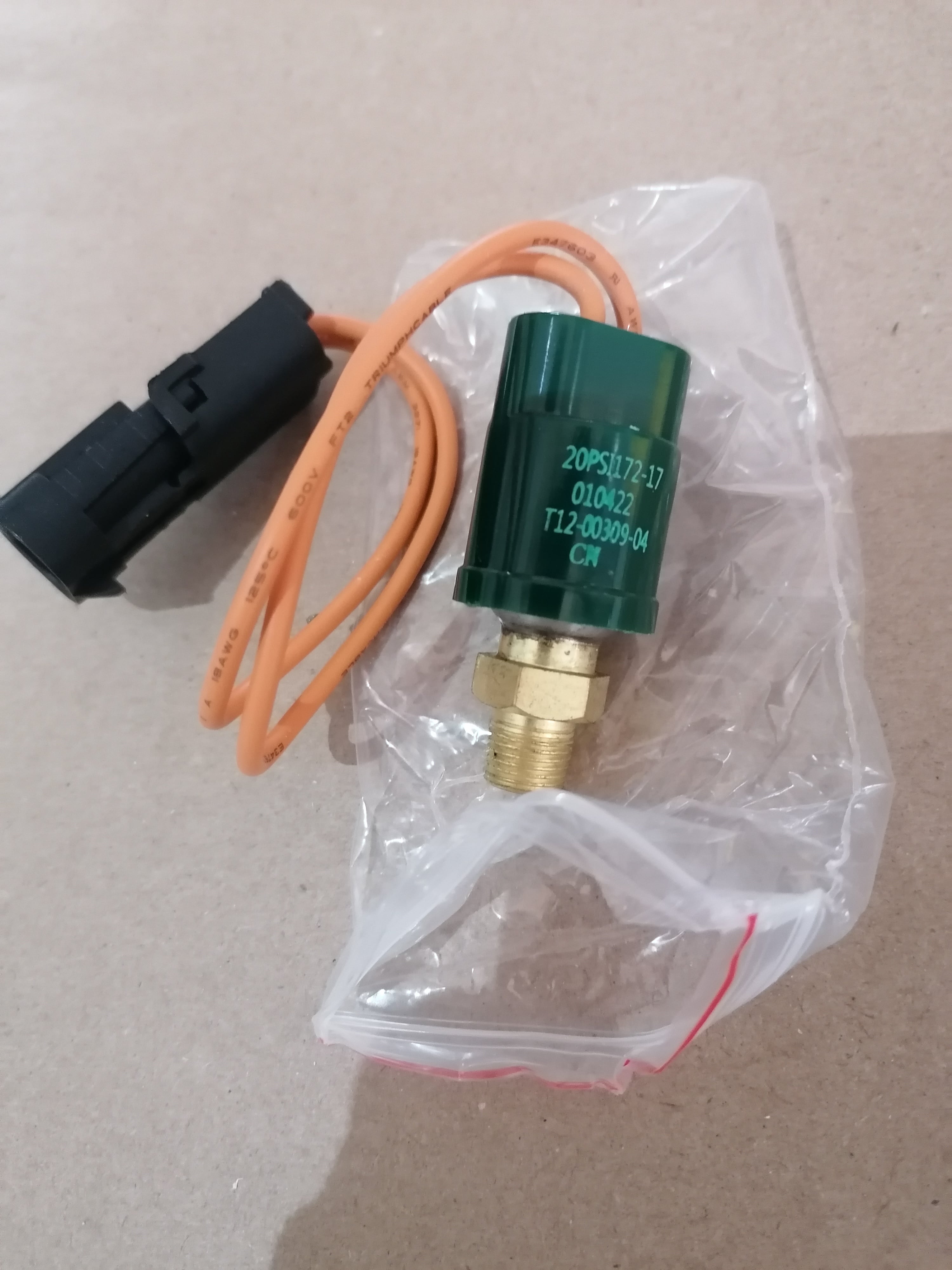 120030904 Carrier (аналог) Датчик высокого давления Maxima / Supra / Vector