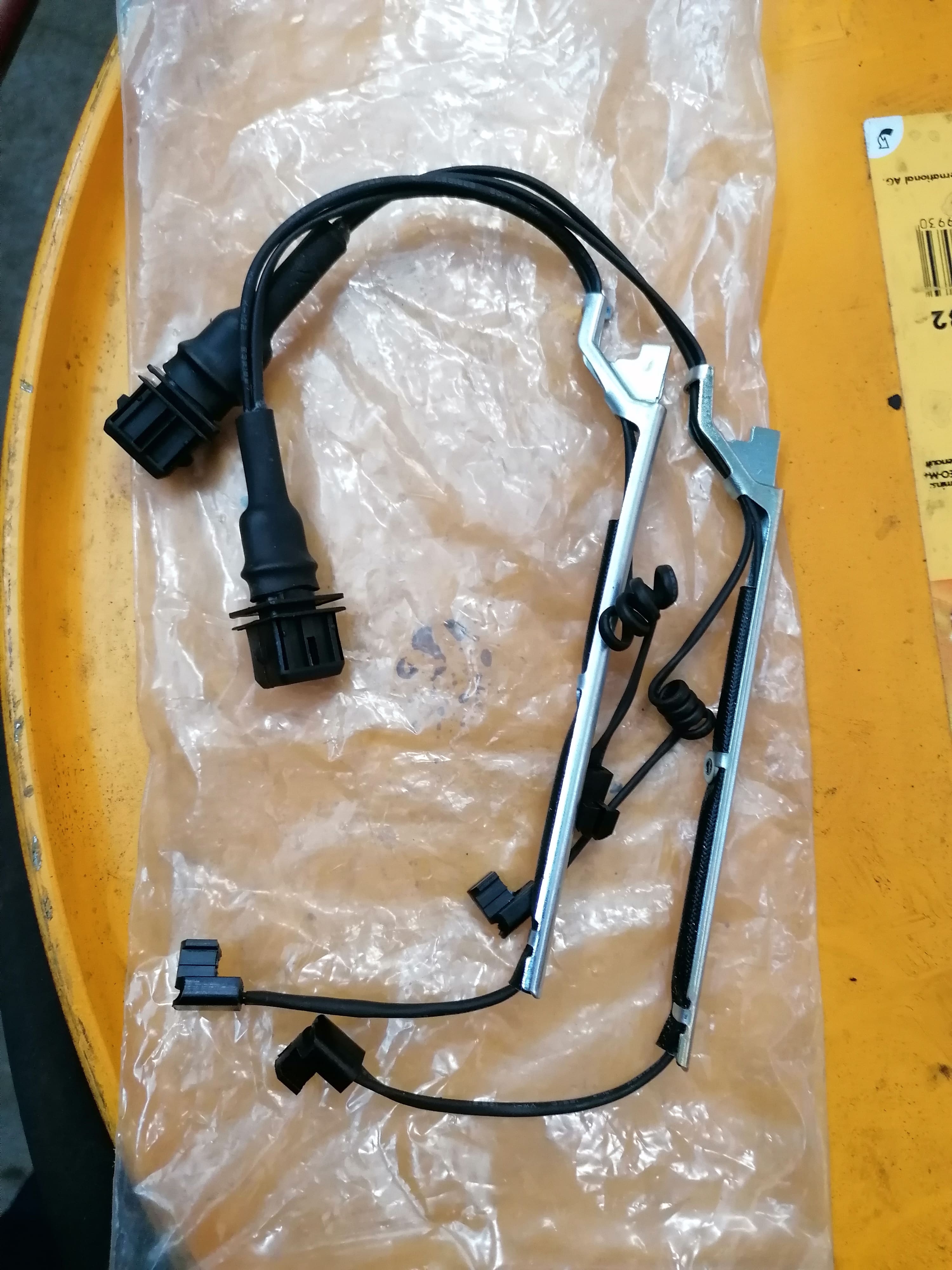 68325408 RVI Датчик износа тормозных колодок к-т 2шт. 960434