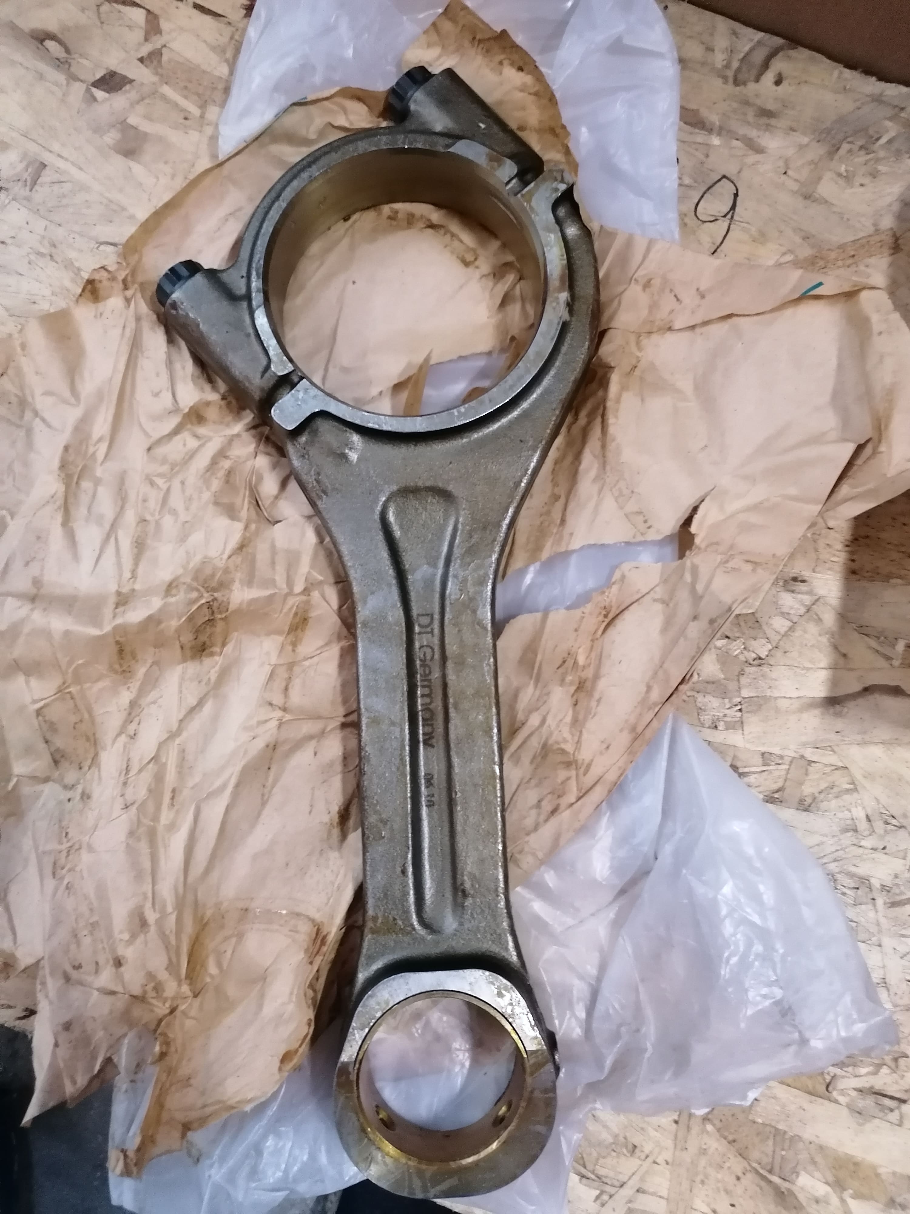 A5410300520 MB Шатун, 461902