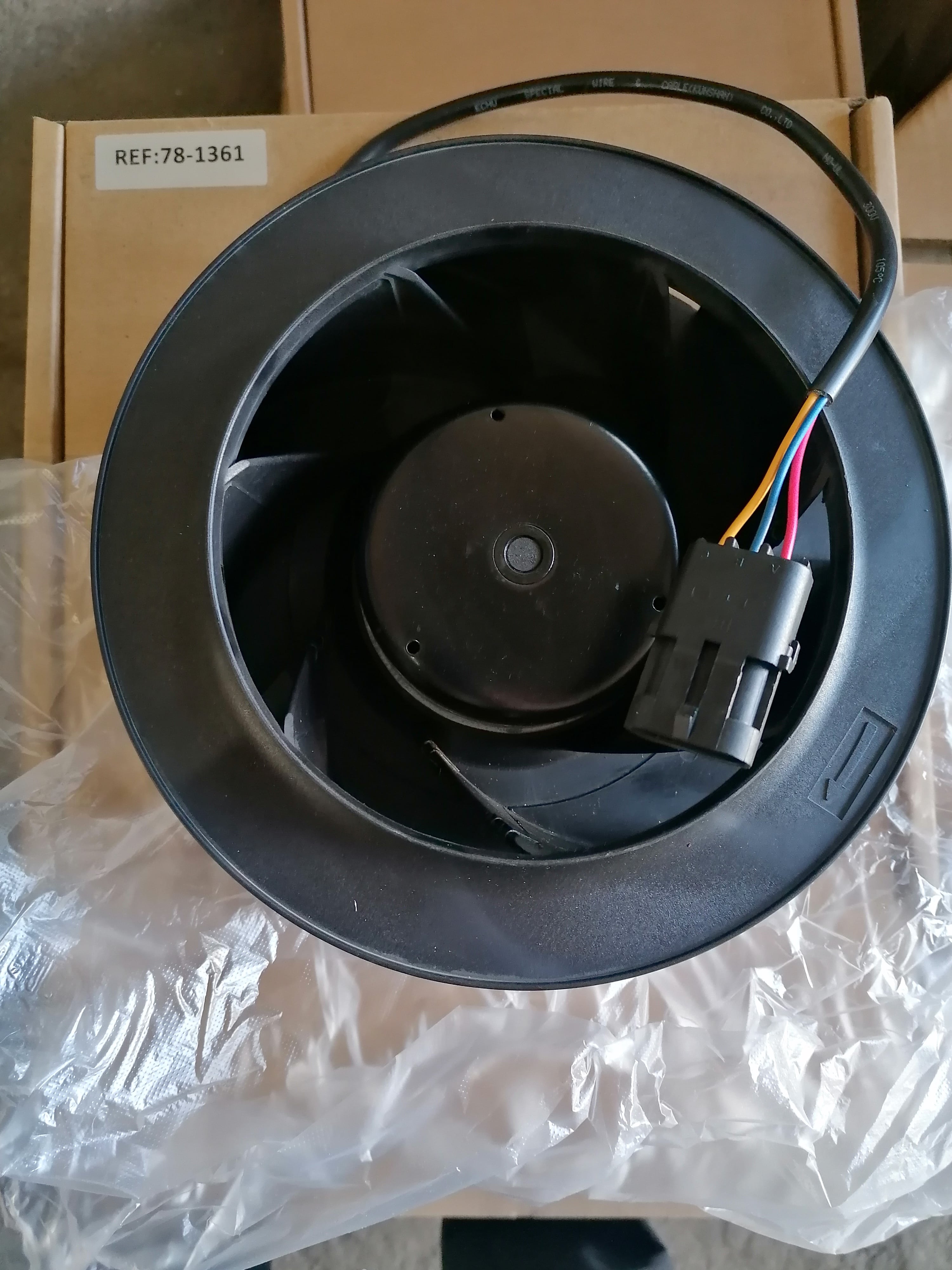 781361 TK (аналог) Вентилятор испарителя 24V, V-700