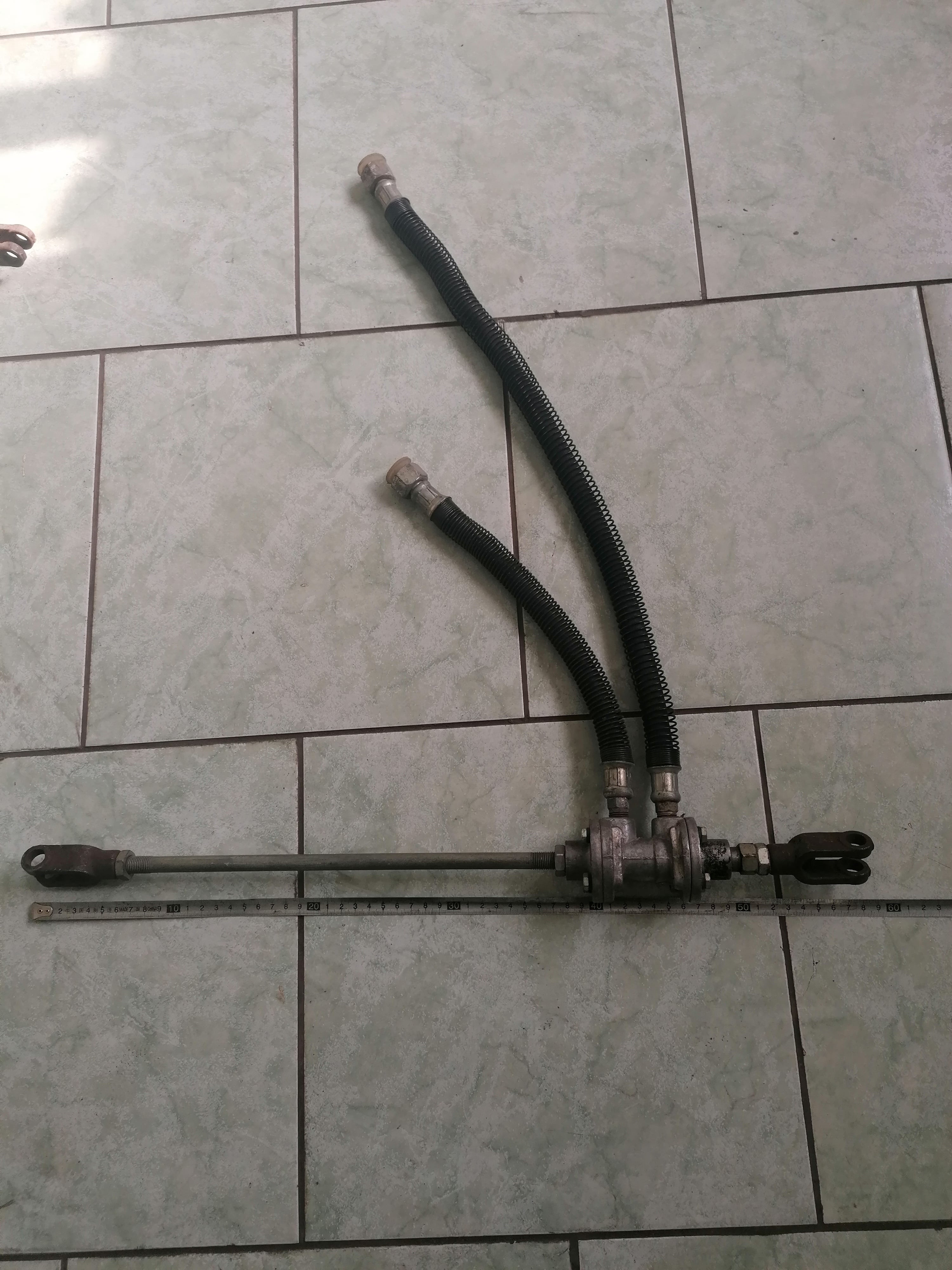 5551160273810 Клапан МАЗ включения привода сцепления 5551160273810 Клапан МАЗ включения привода сцепления