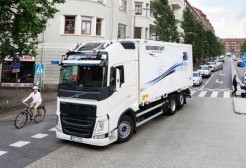 Volvo разрабатывают новые технологии безопасности Volvo разрабатывают новые технологии безопасности