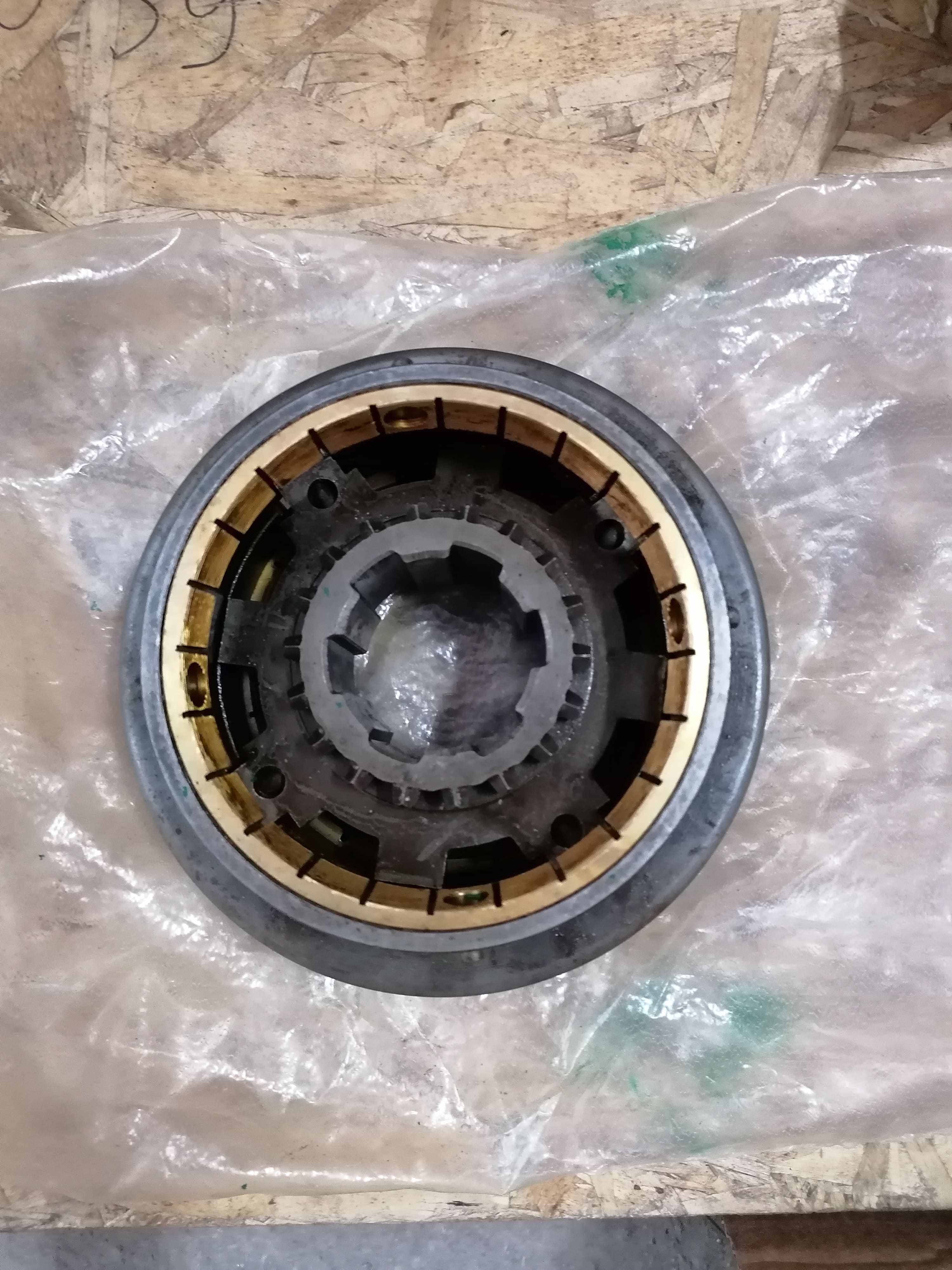 2361701151A ЯМЗ Синхронизатор 4-5 передачи 2361701151A ЯМЗ Синхронизатор 4-5 передачи