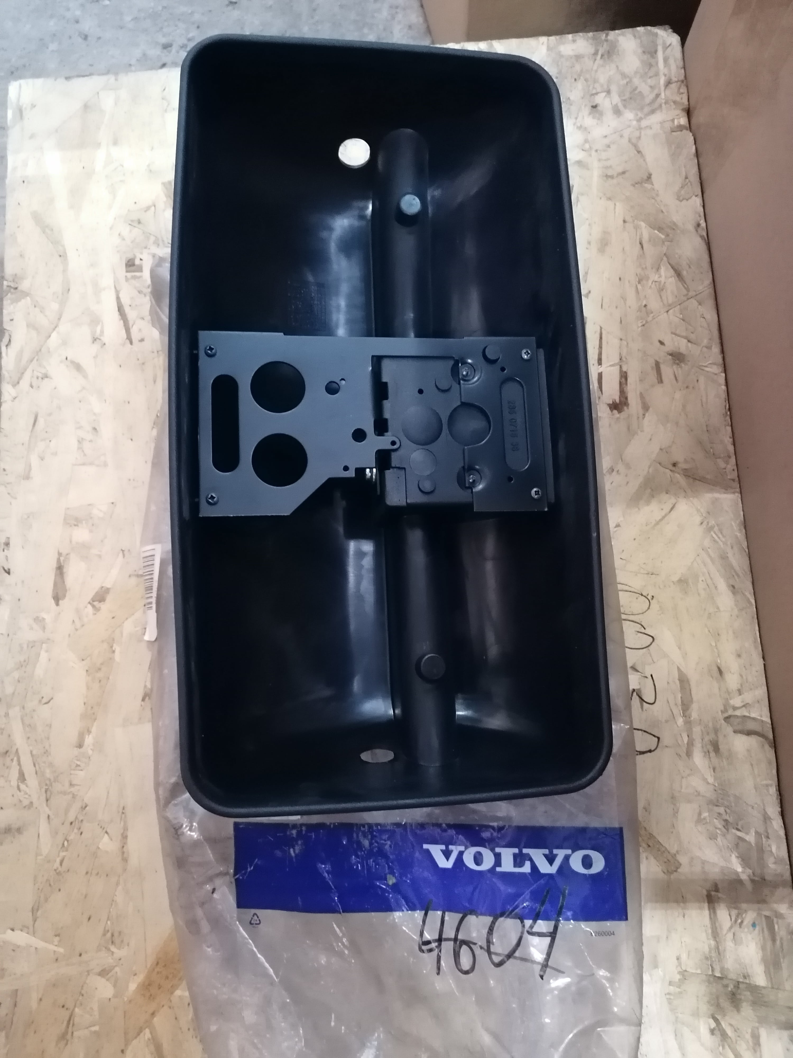20902609 Volvo Корпус зеркала