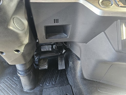 Седельный тягач Dongfeng Vasol HV7 (1)