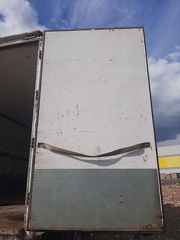 ГРУЗОВИК РЕФРИЖЕРАТОР ISUZU АФ-4749СО (ID 111504)