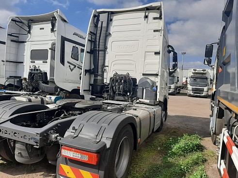 Volvo FH 500 Globetrotter XL (НОВЫЙ)