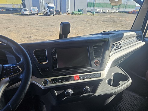 Седельный тягач Dongfeng Vasol HV7 (1)