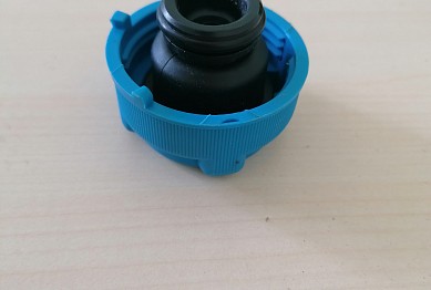 1306F8 Peugeot Крышка бачка расширительного RC216