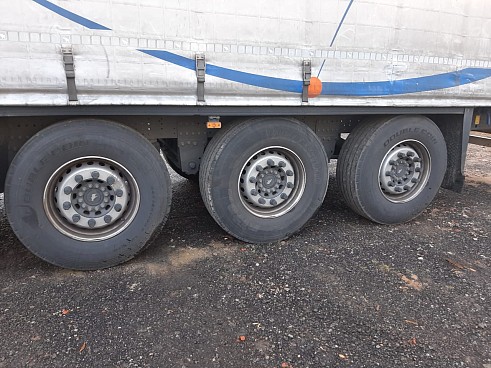 ПОЛУПРИЦЕП ШТОРНЫЙ SCHMITZ CARGOBULL SCS 24/L ID111476