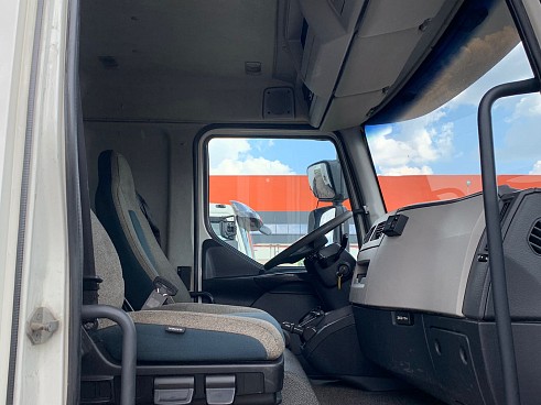 ГРУЗОВИК РЕФРИЖЕРАТОР VOLVO FL (111567)