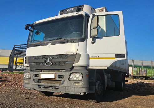 ГРУЗОВОЙ РЕФРИЖЕРАТОР MERCEDES-BENZ ACTROS 2541 (1)