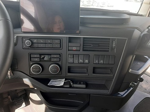 Volvo FH 500 Globetrotter XL (НОВЫЙ)