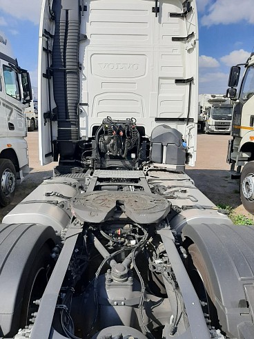 Volvo FH 500 Globetrotter XL (НОВЫЙ)