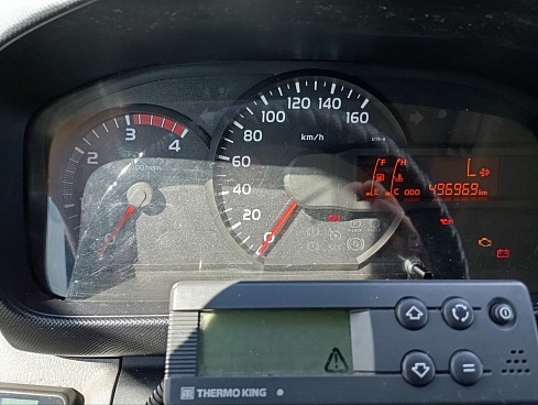 Грузовой рефрижератор HINO 300