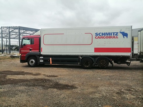 Изотермический фургон MAN TGS 26.350 6X2-2 BL-WW (11185)