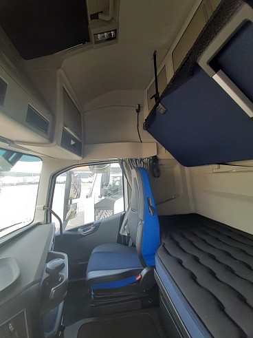 Volvo FH 500 Globetrotter XL (НОВЫЙ)