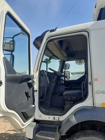 ГРУЗОВИК РЕФРИЖЕРАТОР VOLVO FL (111799)