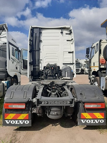 Volvo FH 500 Globetrotter XL (НОВЫЙ)