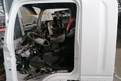 Кабина Isuzu FVR34 без отделки 1618611270