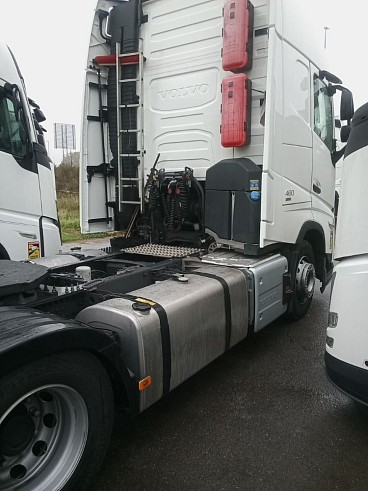 ПОСТАВКА из ЕВРОПЫ!!! Тягач VOLVO FH460