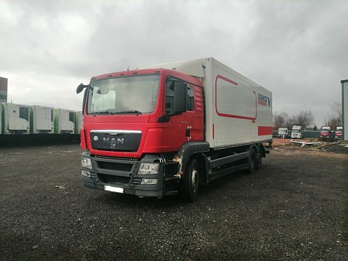 Грузовик изотермический MAN TGS 26.350 6X2-2 BL-WW (111792)