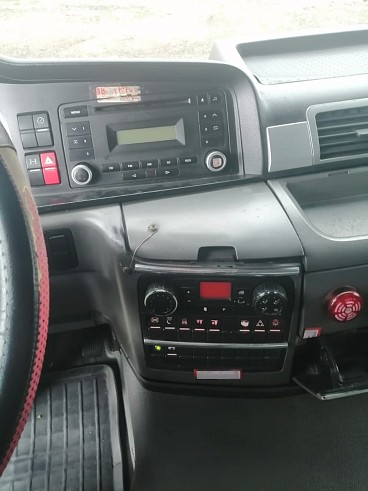 Грузовик изотермический MAN TGS 26.350 6X2-2 BL-WW (111792)