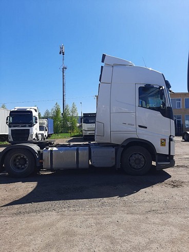 ГРУЗОВОЙ ТЯГАЧ СЕДЕЛЬНЫЙ VOLVO FH 460 (111683) БЕЗ ПРОБЕГА ПО РФ!!!