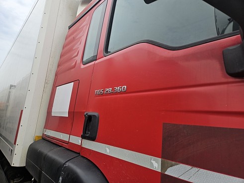 Грузовой автопоезд рефрижератор MAN TGS 28.360