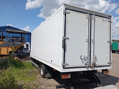Грузовой рефрижератор HINO 300