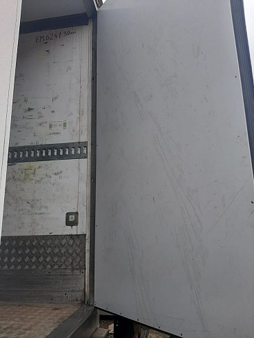 ПОЛУПРИЦЕП РЕФРИЖЕРАТОР Grunwald 972200 (111241)