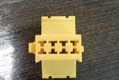 AMP927366 Разъем (колодка) тахографа желтого цвета