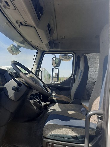 ГРУЗОВИК РЕФРИЖЕРАТОР VOLVO FL (111617)