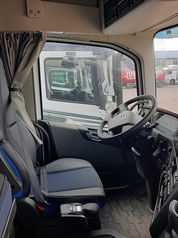 Volvo FH 500 Globetrotter XL (НОВЫЙ)